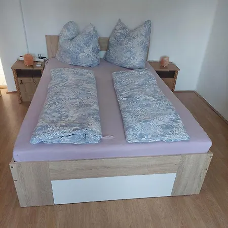 Schoenes In Mit Sehr Grossen Pool Holiday home